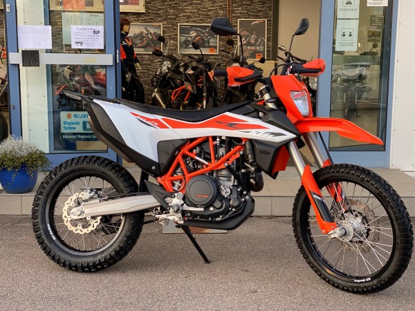 KTM 690 R.jpg